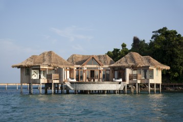 song-saa-over-water-villa.jpg