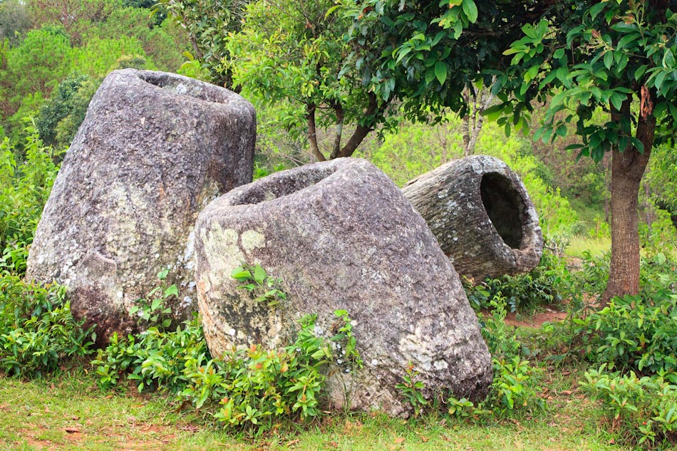 plain of jars jars2